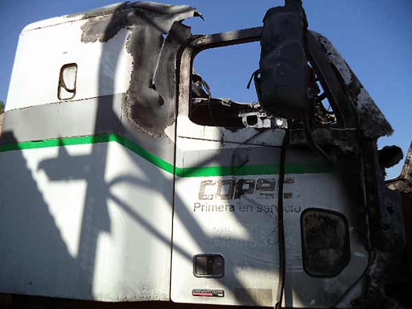 FOCO Freightliner CL120 2008  USADO  EN DESARME