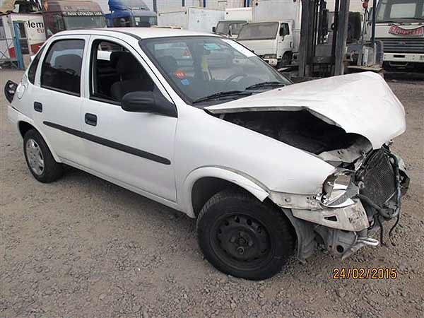 Chevrolet CORSA 2006    EN DESARME