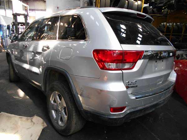  Jeep GRAND CHEROKEE 2012    EN DESARME