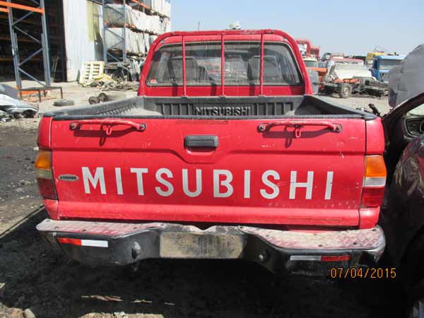  Mitsubishi L200 2001    EN DESARME