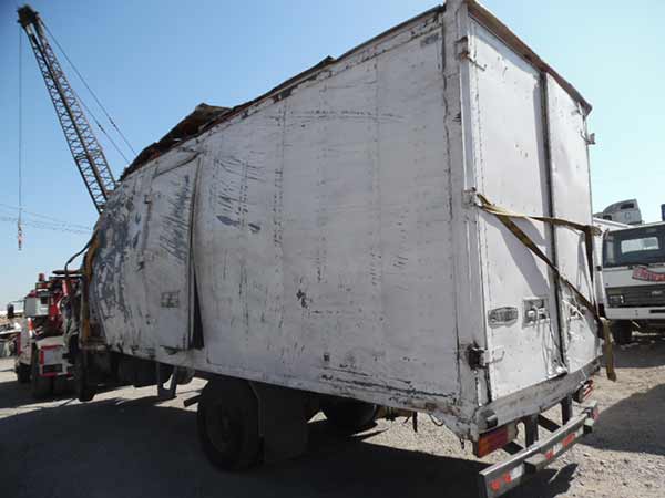 ESTANQUE DE PETROLEO Hino FC3JJSA 1998  USADO  EN DESARME