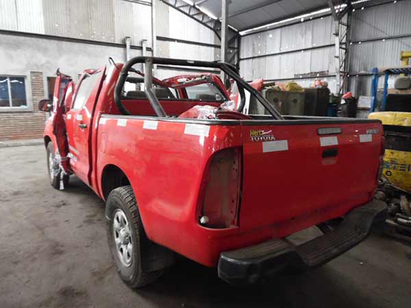  Toyota HILUX 2013    EN DESARME