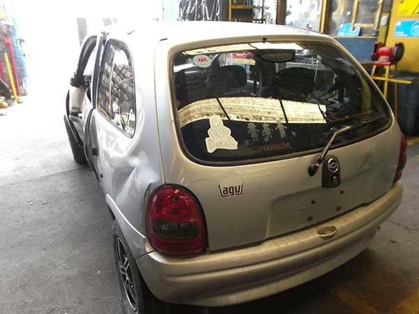  Chevrolet CORSA 2003    EN DESARME