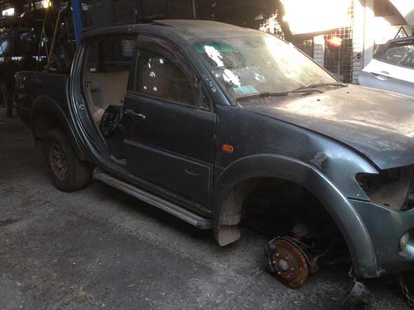  Mitsubishi L200 2007    EN DESARME