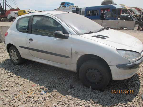  Peugeot 206 2002    EN DESARME