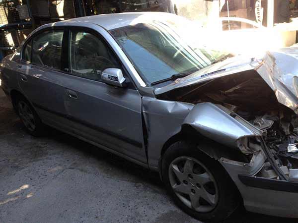  Hyundai ELANTRA 2005    EN DESARME