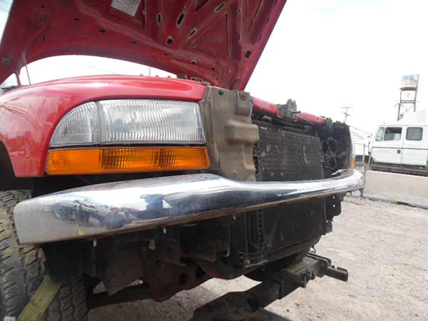  Dodge DAKOTA  2003    EN DESARME