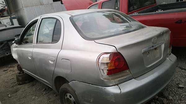  Toyota YARIS 2004    EN DESARME