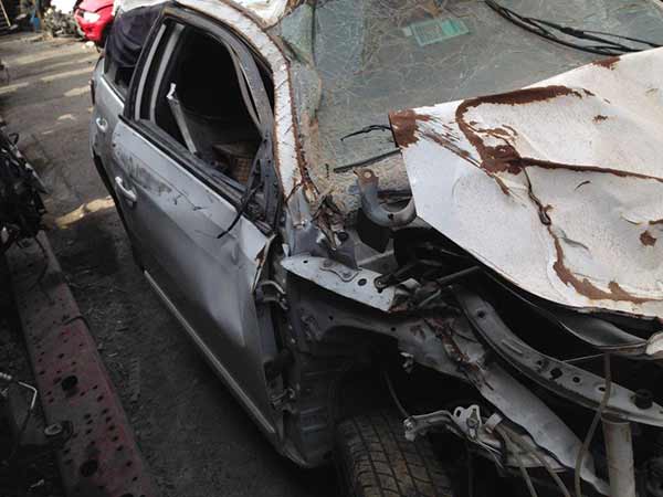  Toyota YARIS 2015    EN DESARME