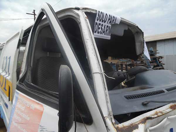  Toyota HIACE 2002    EN DESARME