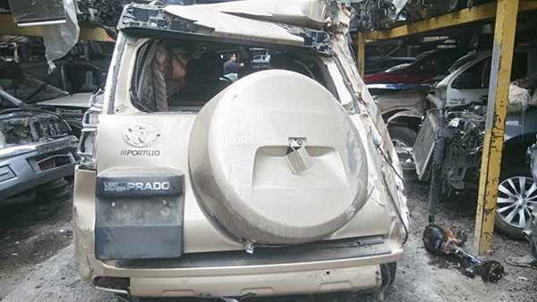  Toyota LAND CRUISER 2010    EN DESARME