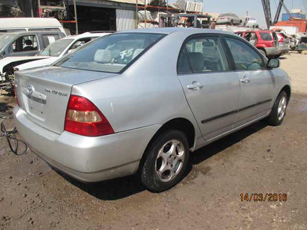 COMPRESOR AIRE ACONDICIONADO Toyota COROLLA 2002  USADO  EN DESARME