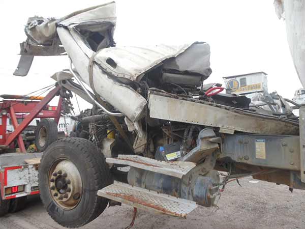 ESTANQUE ACUMULADOR DE AIRE Freightliner M2 2013  USADO  EN DESARME