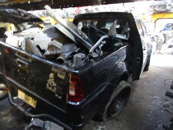 CARDáN Tata XENON  2013  USADO  EN DESARME