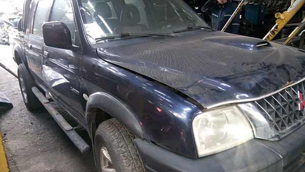  Mitsubishi L200 2004    EN DESARME