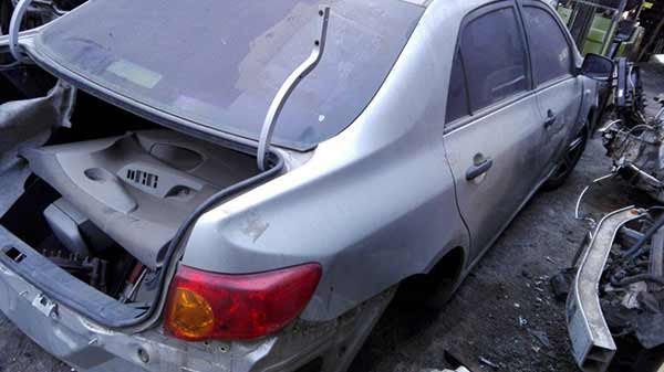 ECU Toyota COROLLA 2010  USADO  EN DESARME