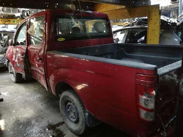  Mahindra GENIO 2014    EN DESARME