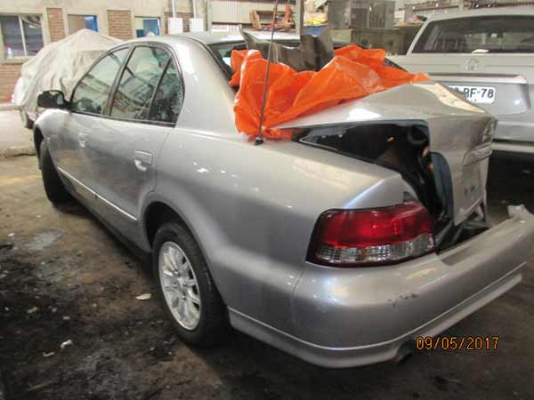  Mitsubishi GALANT 2005    EN DESARME