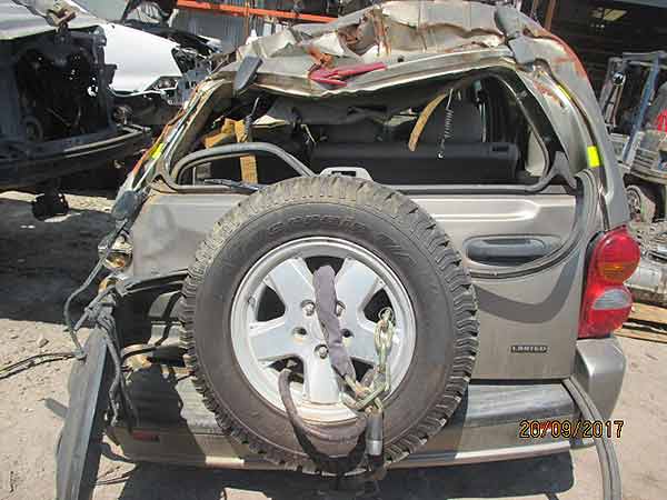 FOCO Jeep GRAND CHEROKEE 2005  USADO  EN DESARME