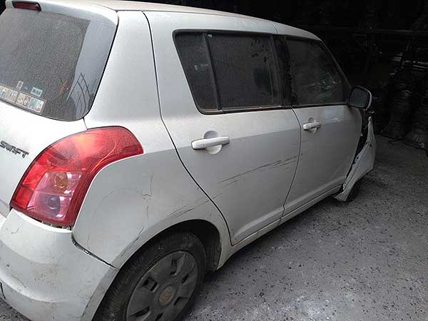  Suzuki SWIFT 2010    EN DESARME