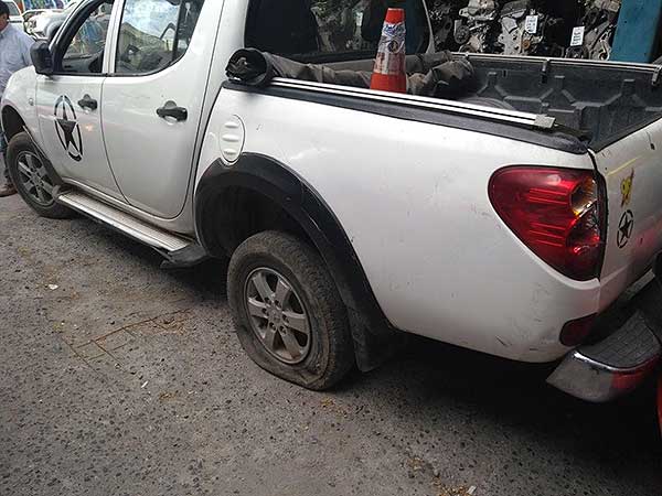  Mitsubishi L200 2014    EN DESARME