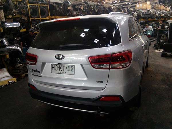  Kia SORENTO 2015    EN DESARME