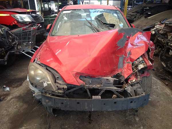 HOMOCINéTICA Mazda 3 2005  USADA  EN DESARME