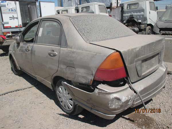 PUERTA Suzuki AERIO 2004  USADA  EN DESARME