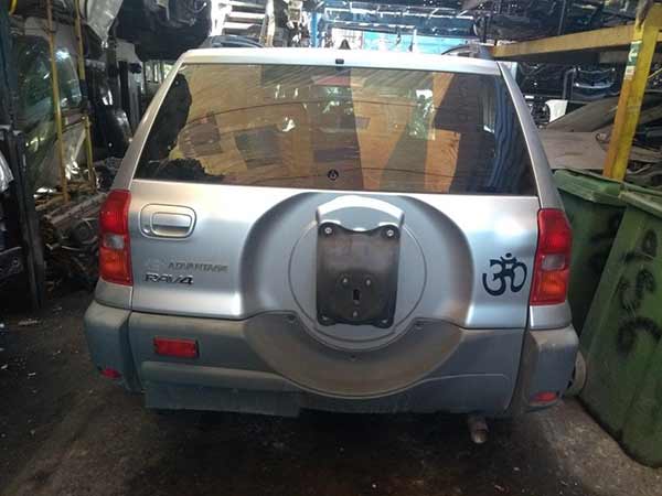  Toyota RAV4 2002    EN DESARME