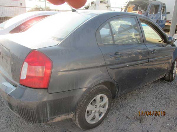  Hyundai ACCENT 2010    EN DESARME