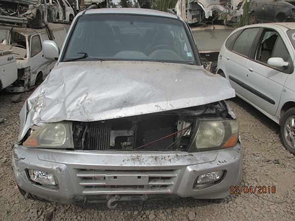  Mitsubishi MONTERO 2002    EN DESARME
