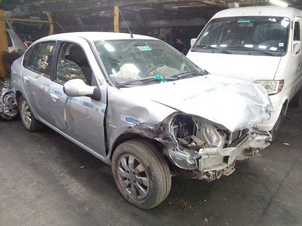  Renault SYMBOL 2013    EN DESARME