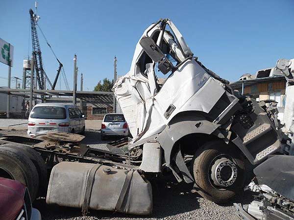  Mercedes-Benz AXOR 2011    EN DESARME