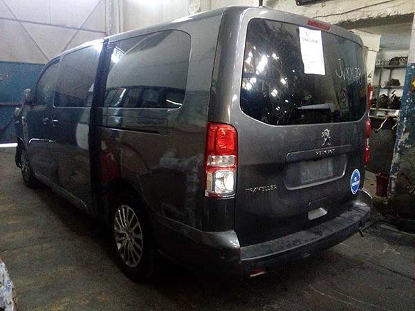 EJE Peugeot TRAVELLER 2017  USADO  EN DESARME