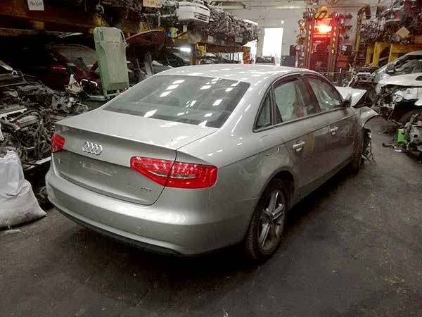 ECU Audi A4 2015  USADO  EN DESARME