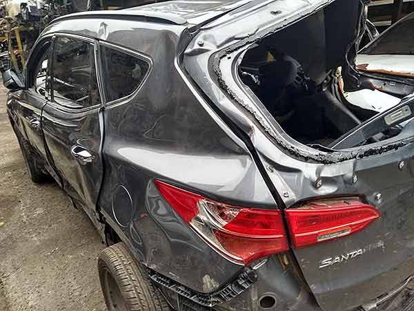  Hyundai SANTA FE 2014    EN DESARME