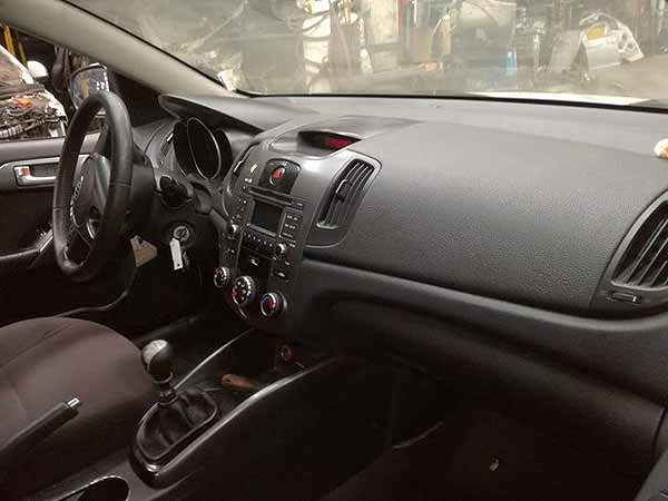 HOMOCINéTICA Kia CERATO 2012  USADA  EN DESARME