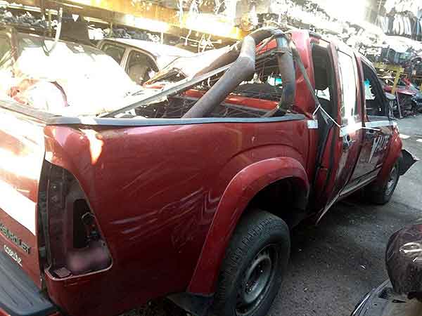  Chevrolet LUV 2011    EN DESARME