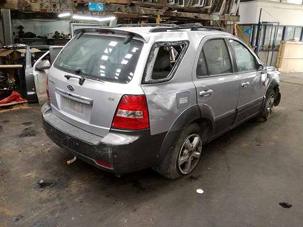 LLANTA Kia SORENTO 2007  USADA  EN DESARME