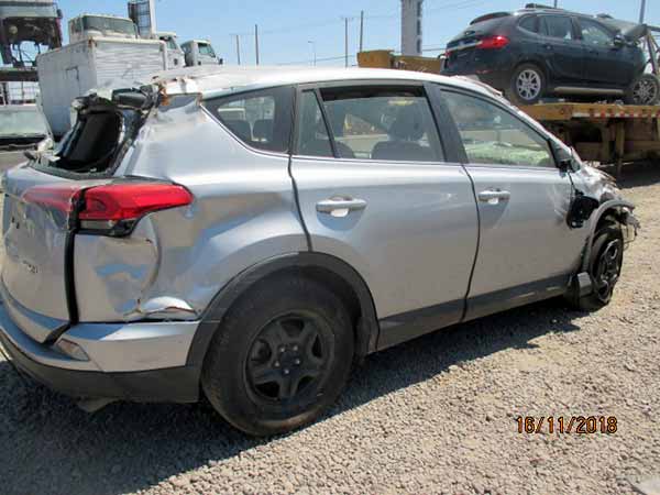 COMPRESOR AIRE ACONDICIONADO Toyota RAV4 2018  USADO  EN DESARME