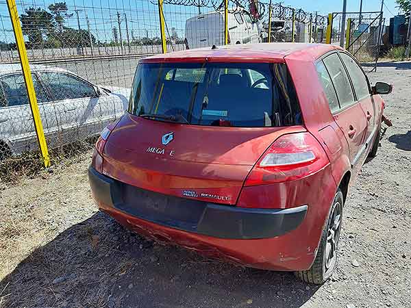  Renault MEGANE 2007    EN DESARME
