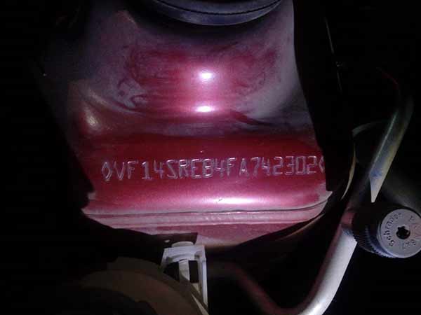 FOCO Renault SYMBOL 2016  USADO  EN DESARME