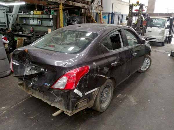 MUñON Nissan VERSA 2016  USADO  EN DESARME