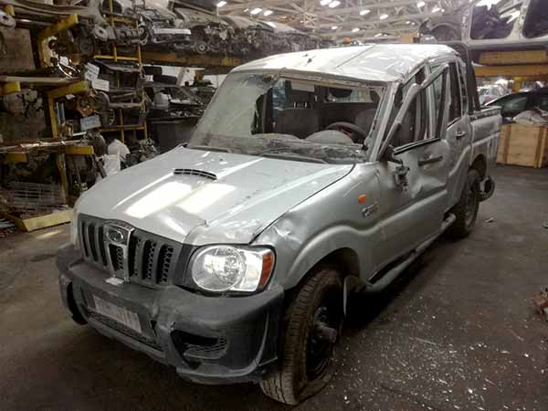  Mahindra PICK UP 2017    EN DESARME