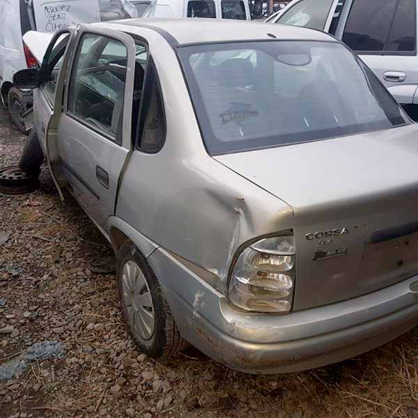  Chevrolet CORSA 2005    EN DESARME