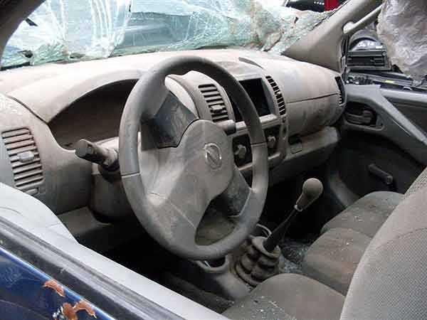  Nissan NAVARA 2009    EN DESARME