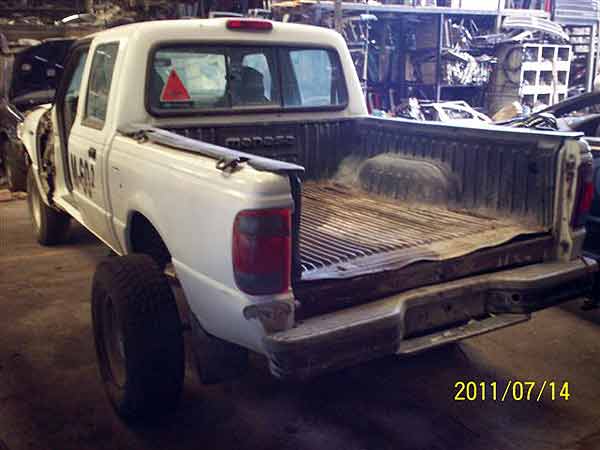  Ford XL 2005    EN DESARME