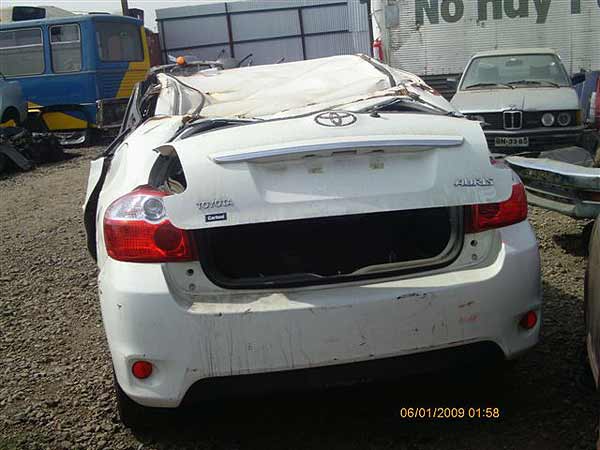  Toyota AURIS 2010    EN DESARME