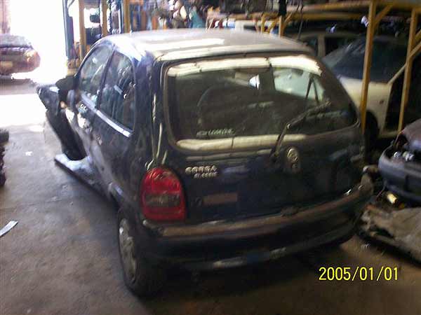  Chevrolet CORSA 2004    EN DESARME