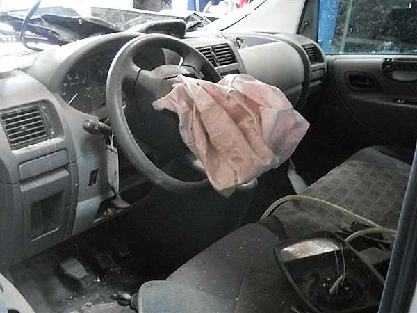 LLANTA Peugeot EXPERT 2010  USADA  EN DESARME